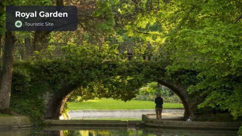 Toulouse : Walking tour with audio guide à télécharger - Marveling at Toulouse’s Architectural Styles