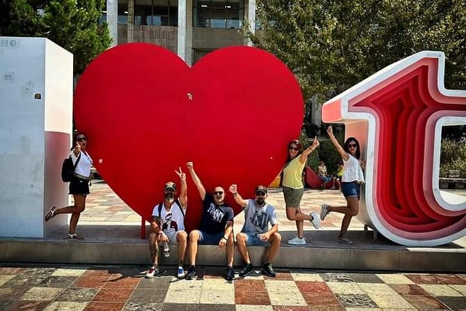 Tour a Piedi di Tirana - Exploring the Iconic Et’hem Bej Mosque