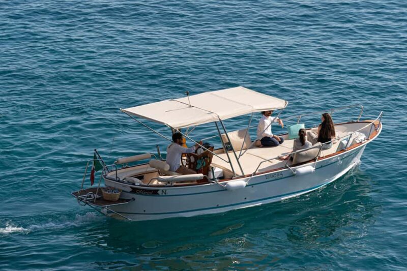 Tour alle Grotte di Santa Maria di Leuca 3 Ore - Discover Santa Maria di Leuca’s Caves with a 3-Hour Boat Tour