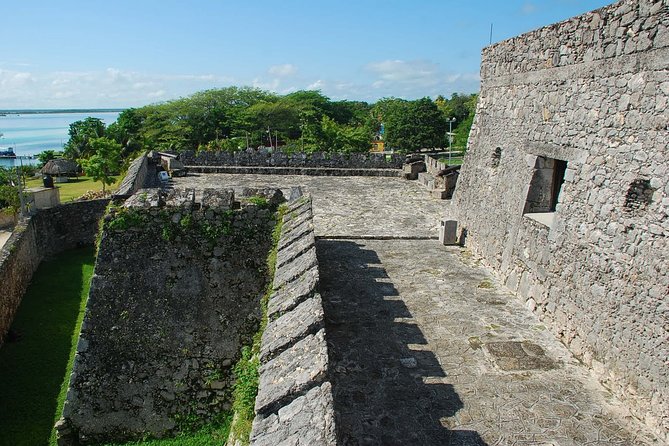 Tour Bacalar - Lake of Seven Colors! Riviera Maya Round Transportation - What to Bring and Prepare for the Day