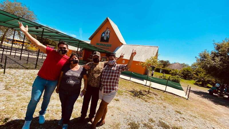 Tour "Bioparque" + Traslados + Tickets incluidos - Logistics and Group Experience