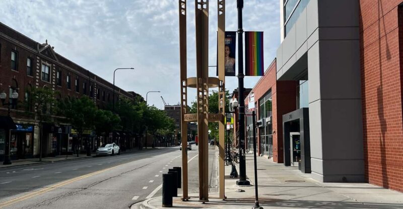 Tour Chicago LGBTQ+ Style - Visiting the Gay Neighborhoods: Boystown and Andersonville