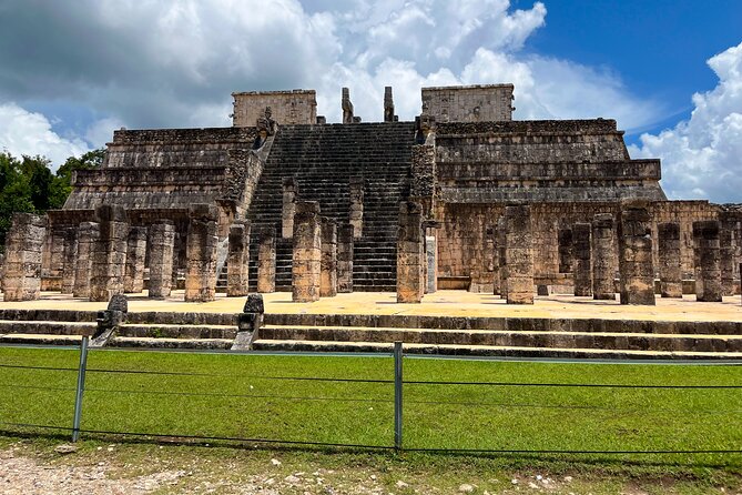 Tour Chichen Itza Early - Logistics and Group Size for a Smooth Experience
