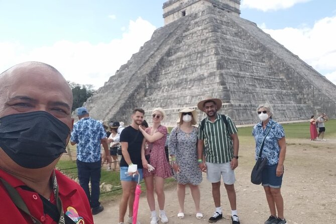 Tour de Dia a Chichén Cenote Ik Kil Cenote Suytun y Valladolid - Exploring the Iconic Chichen Itza Archaeological Site