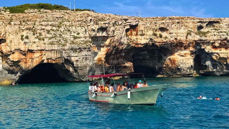 Tour di 2 ore alle Grotte di S. M. di Leuca - The Scenic Journey Along Santa Maria di Leuca