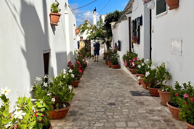 Tour di Alberobello & Guida a Matera, from bari - Limitations and Considerations