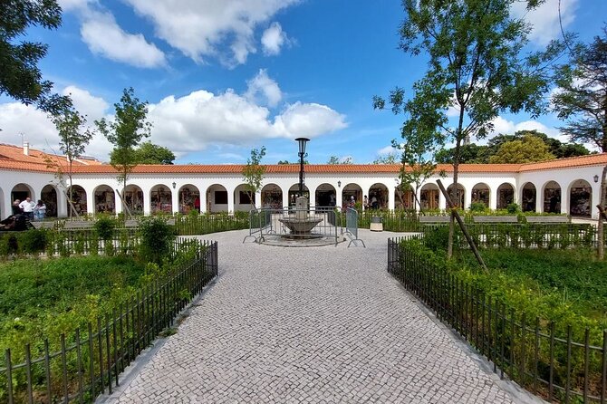 Tour Fátima from Lisbon - Exploring the Basilica of Nossa Senhora do Rosário