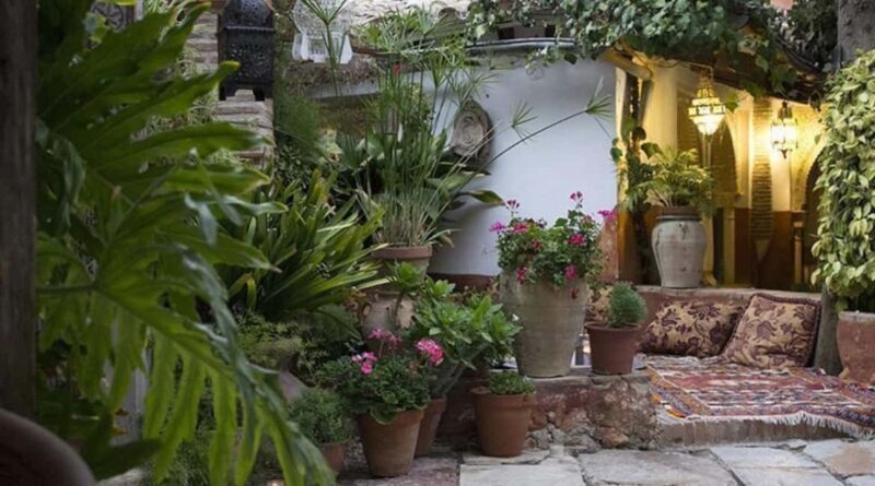 Tour from Alicante to Casa Morisca in Crevillente with Tea and Pastries in a Van - Exploring Carmen del Campillo: Spain’s Premier Moorish Tea House