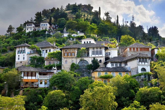 Tour Gjirokaster,Blue Eye & Lekursi Castle - Key Points