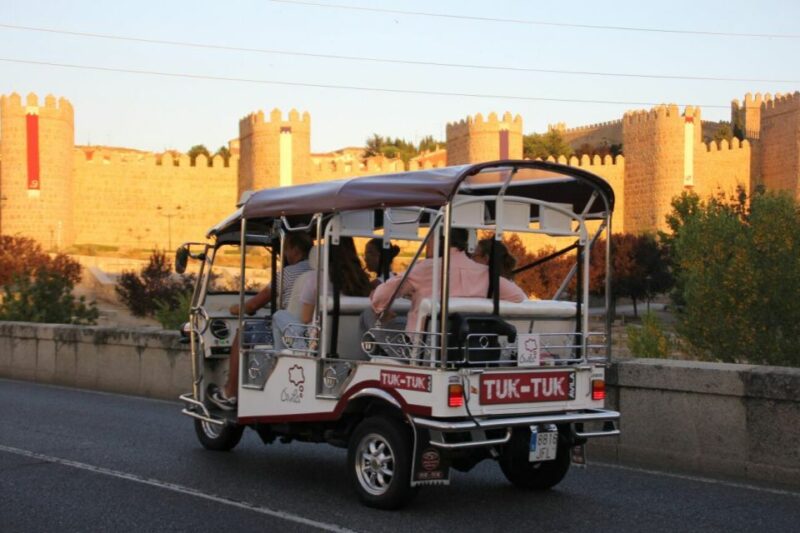 Tour Guiado En Tuk Tuk Recorre Avila De La Forma Mas Comoda - Discover Avila’s Charm in a Convenient Tuk Tuk Tour
