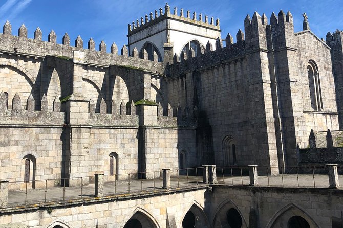 Tour HD Porto 4 hours - Exploring Porto’s Historic Church and Royal Connections