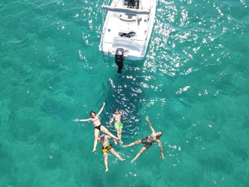 Tour in barca privata Avola Marzamemi/PortopaloDiCapopasserO - Returning to Avola with Local Wines and Snacks