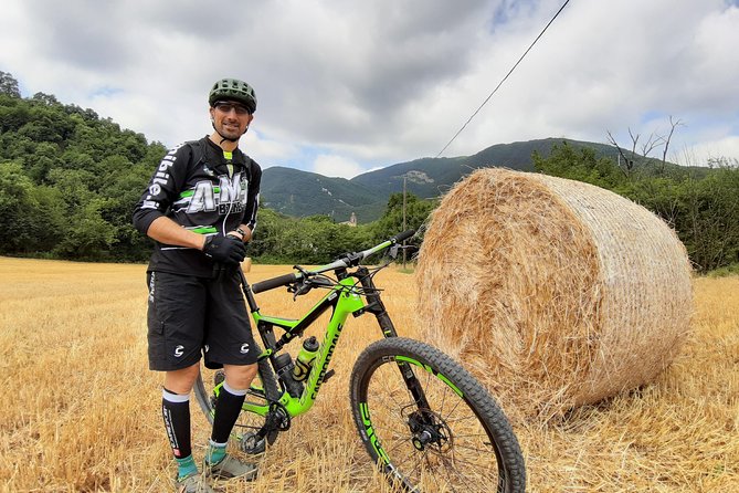 Tour in eBike Riserva Gola del Furlo and Tartufo - The Truffle Tasting Experience in Acqualagna