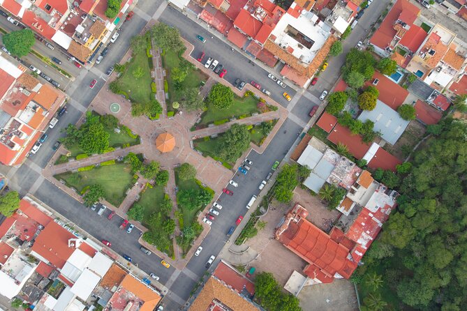 Tour in Huatulco and Playa La Entrega - Visiting the Church of Guadalupe at La Crucecita