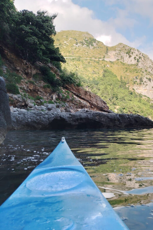 Tour in Kayak sulle orme di James Bond a Maratea - Key Points