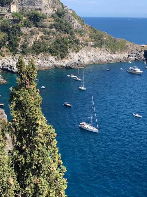 Tour in Minivan Mercedes to Sorrento & Pompeii - Explore Sorrento and Pompeii in a Comfortable Mercedes Minivan