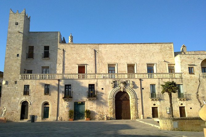 Tour in the Natural Beauties of Salento: Santa Maria di Leuca and Specchia - Starting the Day in Lecce and Meeting Your Driver