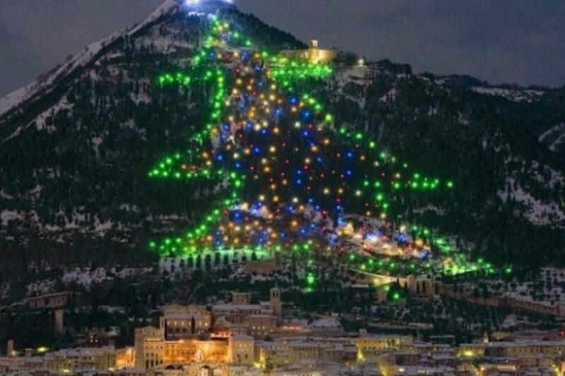 TOUR IN UMBRIA: "LUCI DI CAPODANNO 2026" - Exploring Perugia and Gubbio on Day 3