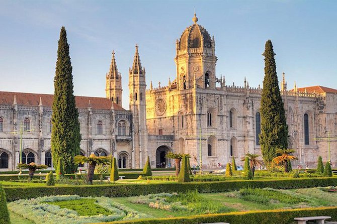 Tour LISBON (full day) - Starting Point at Time Out Market Lisbon