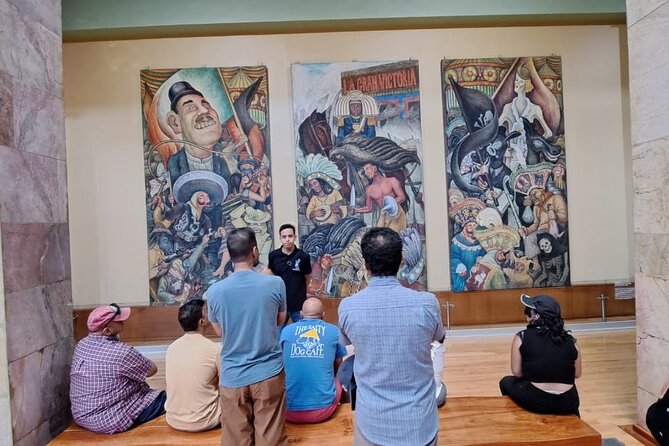 Tour Murals DE the Palace of Fine Arts - Practical Details: Meeting Point, Duration, and Group Size