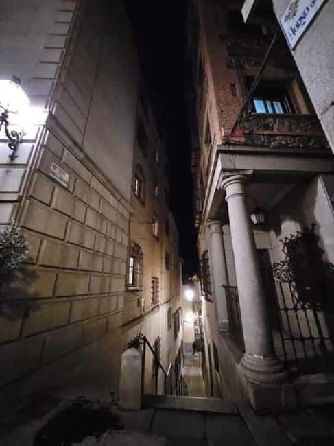 Tour Nocturno de Leyendas y Misterios con Subterráneo - Visiting Toledo Cathedral and Its Secrets