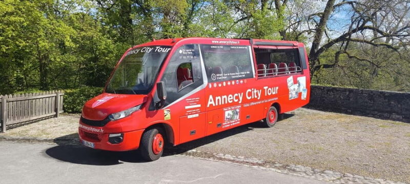 Tour of Annecy by convertible bus - Comparing Value and Booking Options