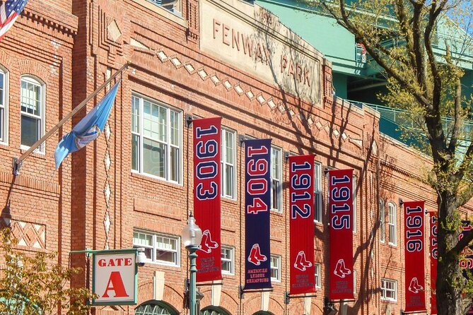 Tour of Historic Fenway Park, America's Most Beloved Ballpark - Key Points