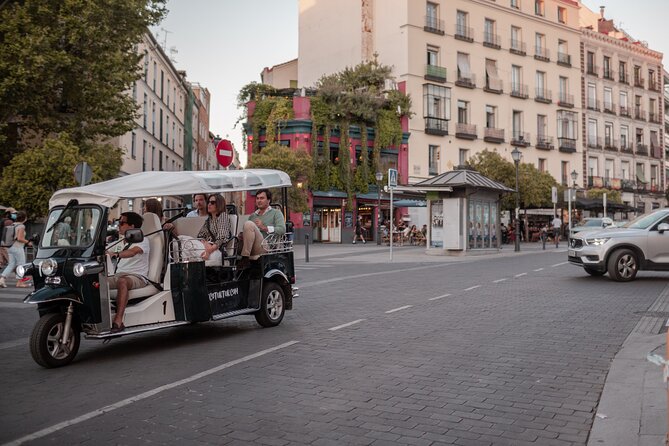 Tour of Historic Madrid in Private Eco Tuk Tuk - Key Points