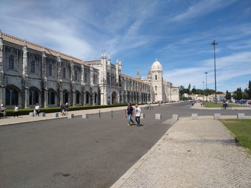 Tour of Lisbon monuments and viewpoints - Exploring the Monument to the Discoveries and Its Secrets