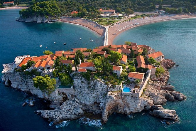 Tour of Montenegro, Albania & Kosovo in 5 Days from/to Dubrovnik - Discovering Tirana and Shkoder