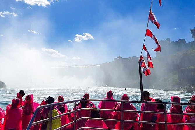 Tour of Niagara Falls with Boat Cruise - Convenient Pickup and Drop-off at Sheraton Fallsview Hotel