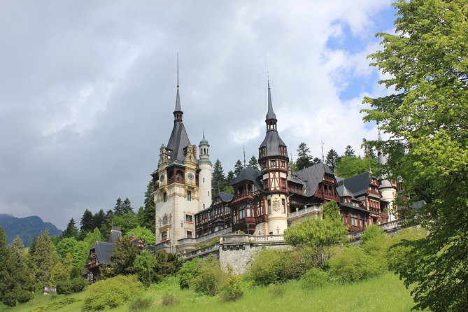 Tour of the 3 Castles: Bran, Rasnov and Peles in Spanish (native Spanish guide). - From Brasov to Peles Castle in Sinaia