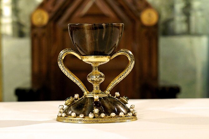 Tour of the Borgias with Cathedral included in Valencia - Starting Point in Valencia: Pl. de Manises