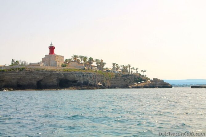 Tour of the island of Ortigia and exploration of sea caves with baths. - Starting Point and Tour Duration