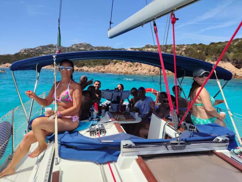 Tour of the islands of the archipelago with lunch and drinks - Practical Details and What’s Included