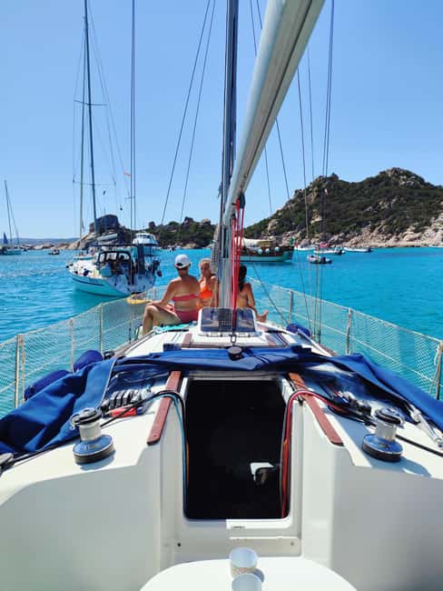 Tour of the islands of the archipelago with lunch and drinks - What to Bring and Restrictions