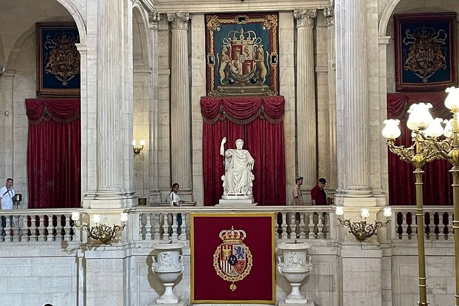 Tour of the Royal Palace of Madrid with tickets and without queue - The Guides Expertise and Approach