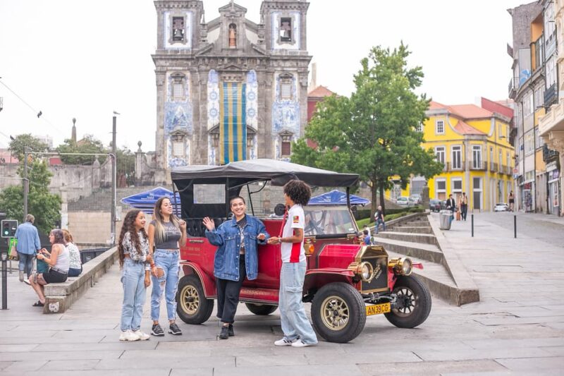 Tour Porto: Classic Adventure in Electric Tuk Tuk - Porto’s Electric Tuk Tuk: A Stylish Alternative to Walking