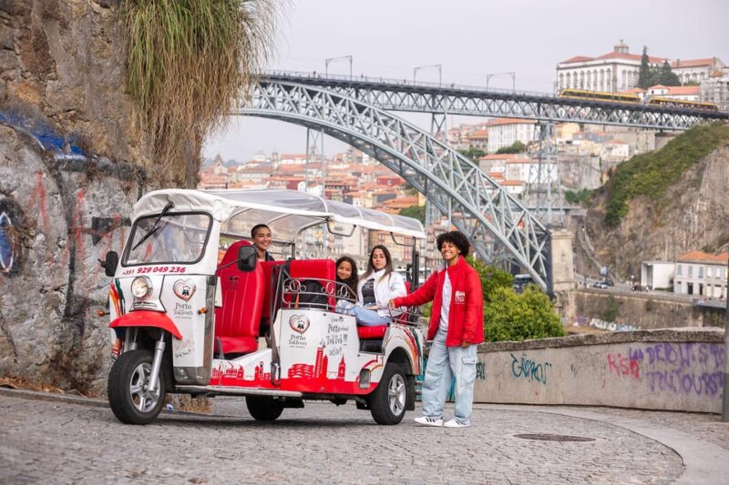 Tour Porto: Tuk Tuk Adventure with a Classic Port Wine - Key Points