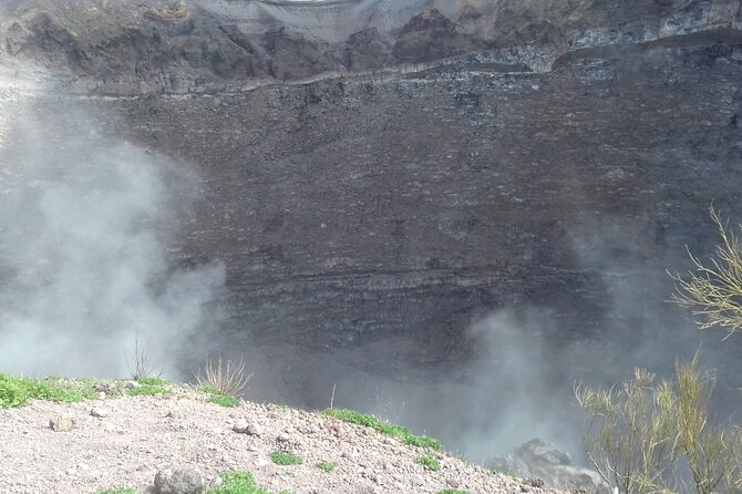 Tour Positano & Sorrento with a lunch stop - Knowledgeable and Attentive Driver-Guide