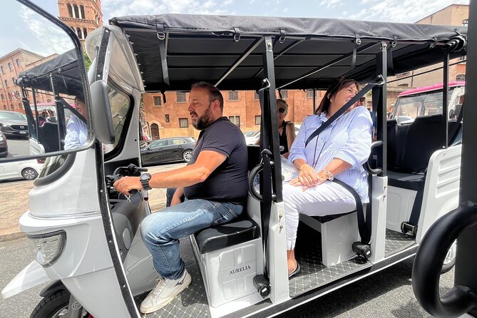 Tour privato di 3 ore al centro di Roma con un E-Tuk elettrico - Exploring the Jewish Ghetto and Pantheon