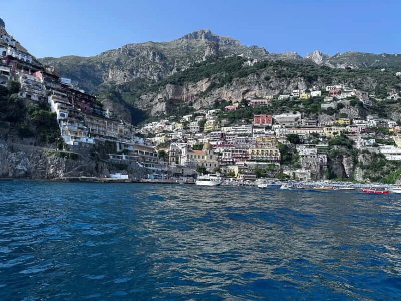 Tour privato in barca da Positano della costiera Amalfitana - How the Skipper Guides the Tour and Shares Local Insights