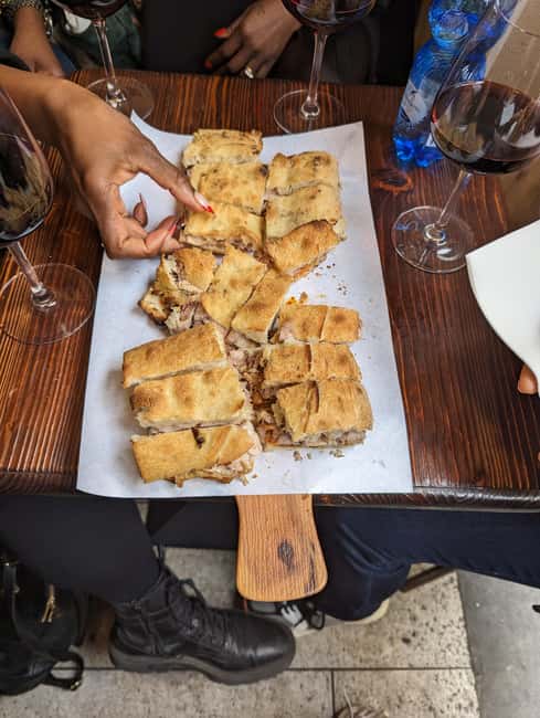 Tour SantAmbrogio Market Like a Local & Tuscan Tastings - Prosecco and Wine Pairings with Tuscan Snacks