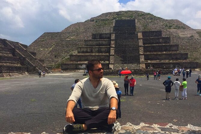 Tour Teotihuacan and Guadalupano Sanctuary - The Guide’s Excellence and Customer Service