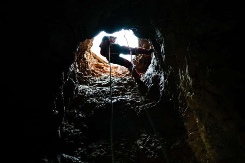 TOUR THE UNDERGROUND WITH NO EXPERIENCE REQUIRED Abseil tour - The Abseiling Experience: No Skills Required