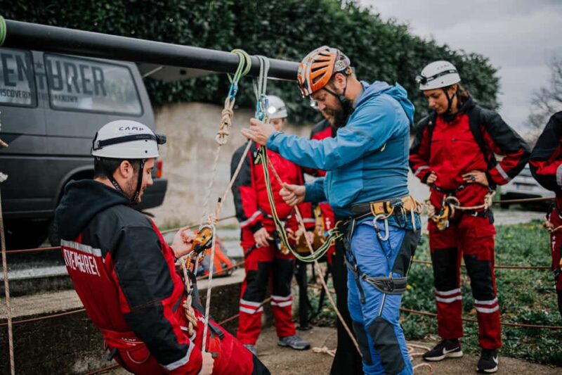 TOUR THE UNDERGROUND WITH NO EXPERIENCE REQUIRED Abseil tour - Equipment, Insurance, and Safety Precautions
