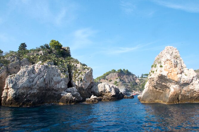 Tour to Baia di Taormina, Isola Bella and Naxos - Exploring the Coastal Beauty of Taormina and Giardini Naxos