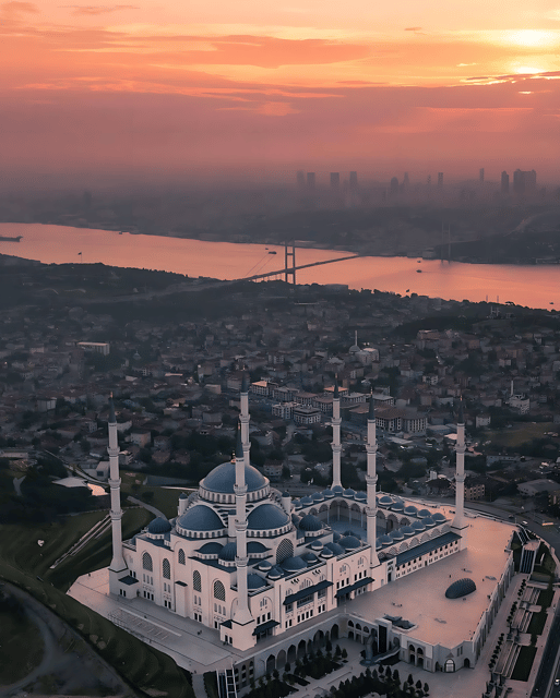 Tour to Camlica Hill, Camlica Mosque & Camlica Tower - Visiting Camlica Hill: Istanbul’s Highest Point