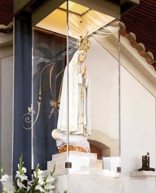 Tour to Fátima and museum houses of the seers - Insights into the 1917 Apparitions of Our Lady