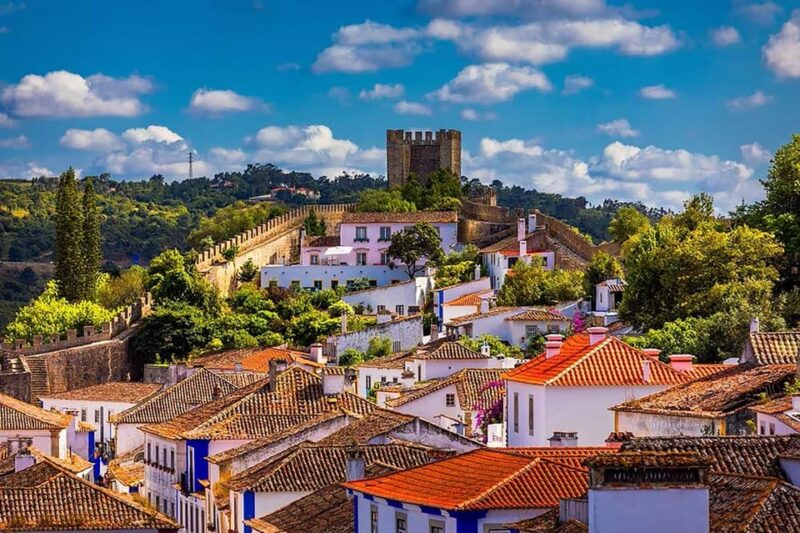 Tour to Fátima, Nazaré and Óbidos - LUXURY SEDAN - The Medieval Beauty of Óbidos